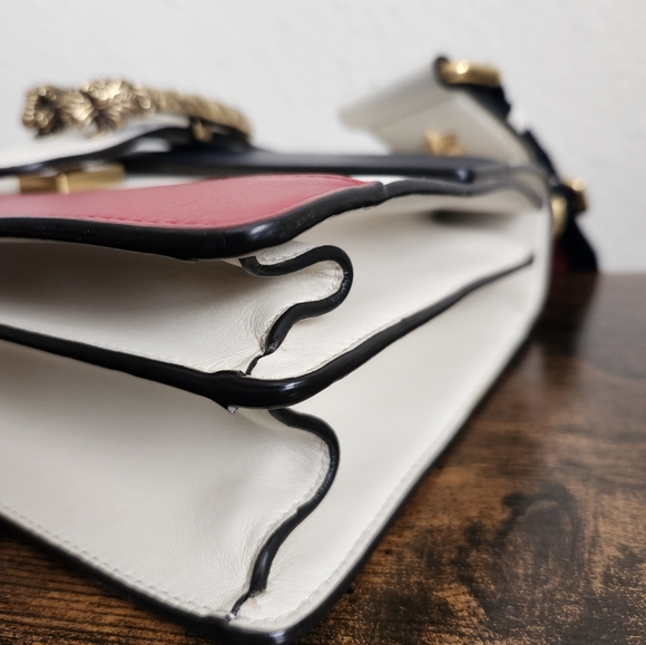 Gucci Medium Dionysus Top Handle Bag - Picture 8 of 16